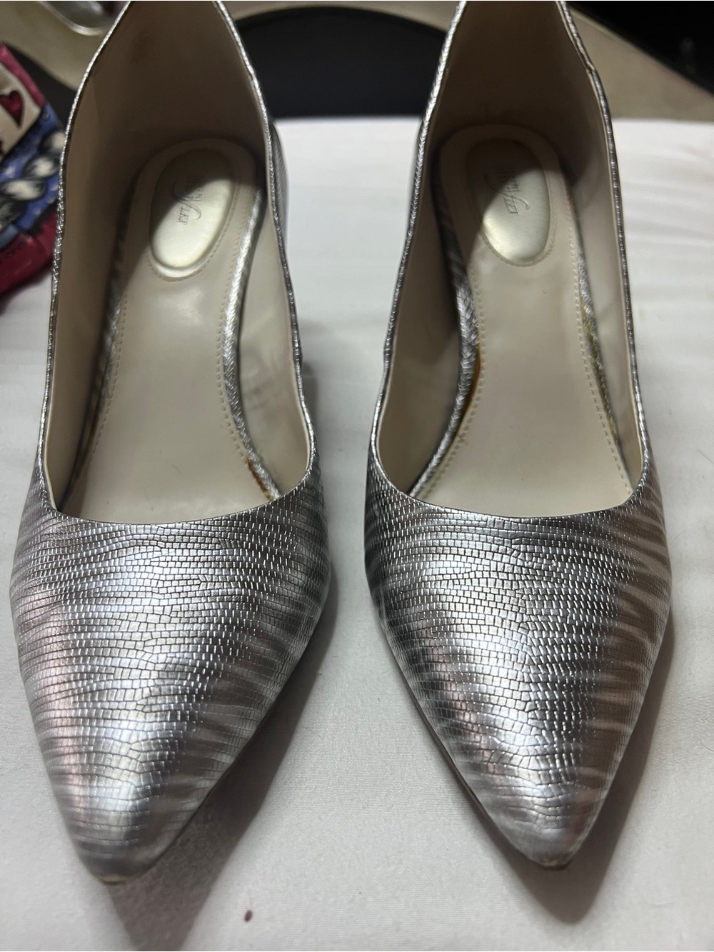 Alafani Step n Flex Silver Pointed Toe Women’s Pumps - Stylish Metallic Heels